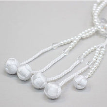 画像をギャラリービューアに読み込む, フルール念珠 8寸 絹房 小田巻 樹脂製 パール塗装 創価学会 数珠