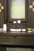 画像をギャラリービューアに読み込む, イス付き仏壇 アニー・リアン ダーク 創価学会 - 東京平和堂